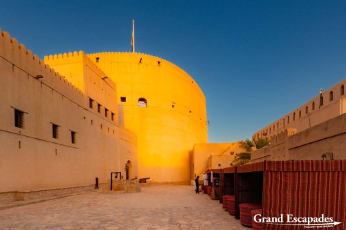 Travel Guide To Oman